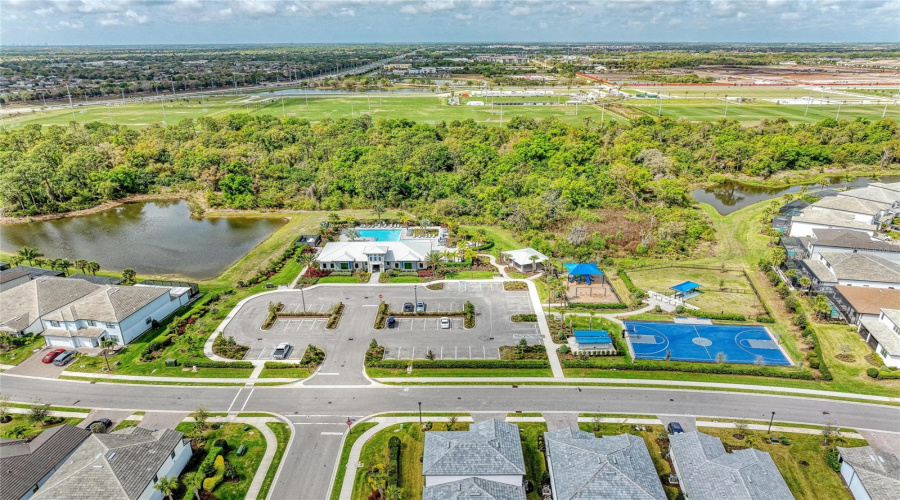 Lakewood Ranch, Florida 34211, 5 Bedroom Bedrooms, ,4 Bathroombathrooms,Residential,For Sale,Hidden Oak,0,Mfra4698344