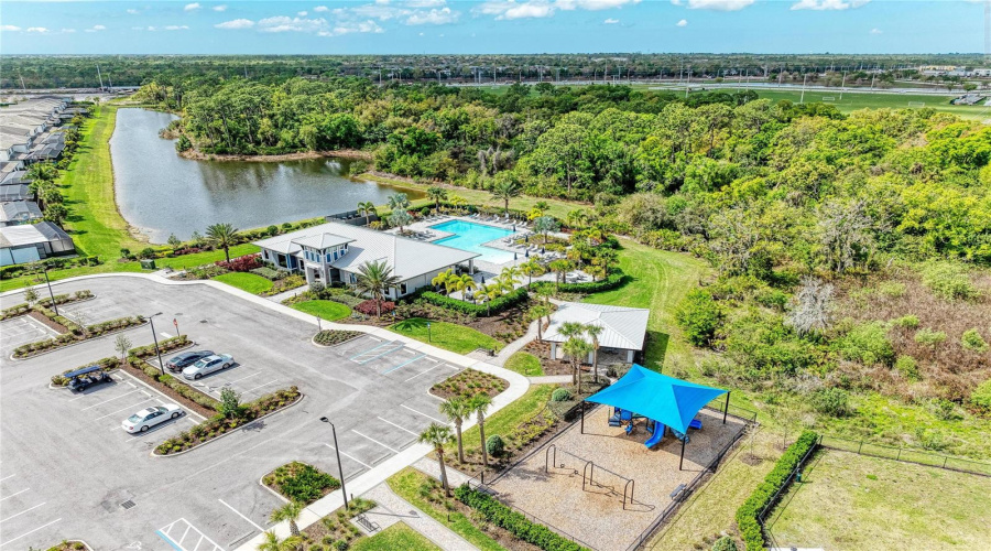Lakewood Ranch, Florida 34211, 5 Bedroom Bedrooms, ,4 Bathroombathrooms,Residential,For Sale,Hidden Oak,0,Mfra4698344
