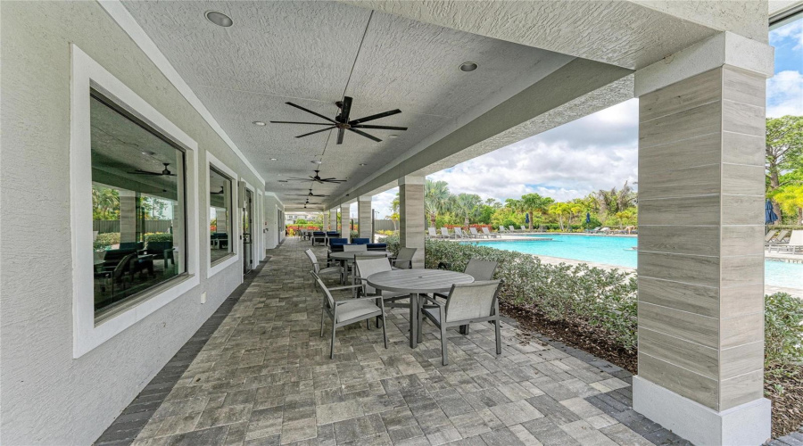 Lakewood Ranch, Florida 34211, 5 Bedroom Bedrooms, ,4 Bathroombathrooms,Residential,For Sale,Hidden Oak,0,Mfra4698344