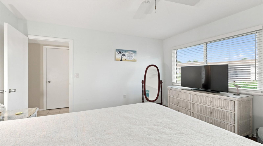 Sarasota, Florida 34231, 2 Bedroom Bedrooms, ,2 Bathroombathrooms,Residential,For Sale,Riverbluff,0,Mfra4702996