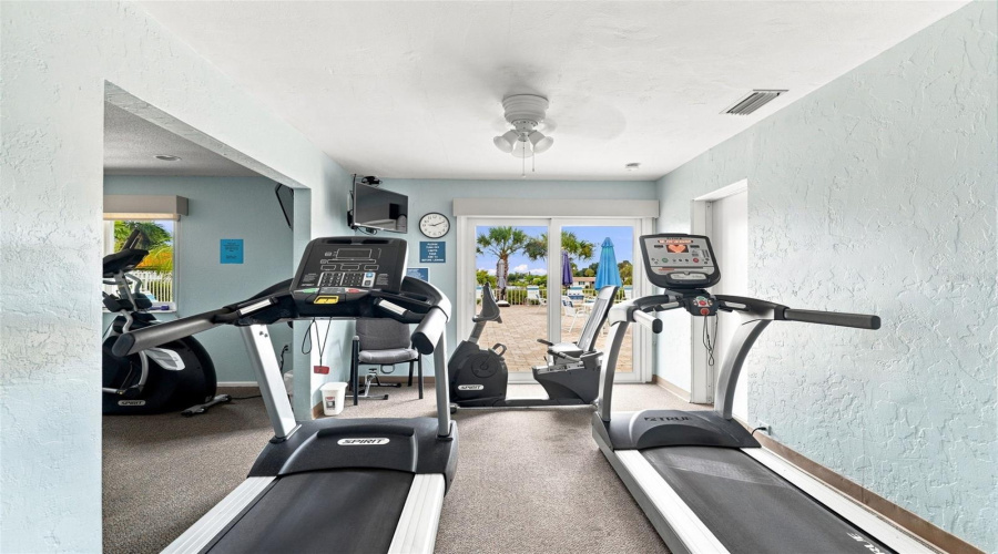 Sarasota, Florida 34231, 2 Bedroom Bedrooms, ,2 Bathroombathrooms,Residential,For Sale,Riverbluff,0,Mfra4702996