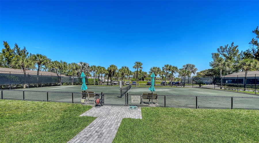 Longboat Key, Florida 34228, 2 Bedroom Bedrooms, ,2 Bathroombathrooms,Residential,For Sale,Gulf Of Mexico,0,Mfra4702400