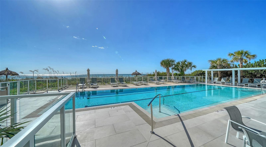Longboat Key, Florida 34228, 2 Bedroom Bedrooms, ,2 Bathroombathrooms,Residential,For Sale,Gulf Of Mexico,0,Mfra4702400
