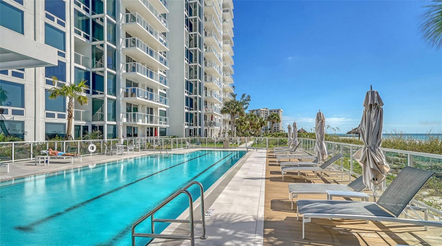 Longboat Key, Florida 34228, 2 Bedroom Bedrooms, ,2 Bathroombathrooms,Residential,For Sale,Gulf Of Mexico,0,Mfra4702400