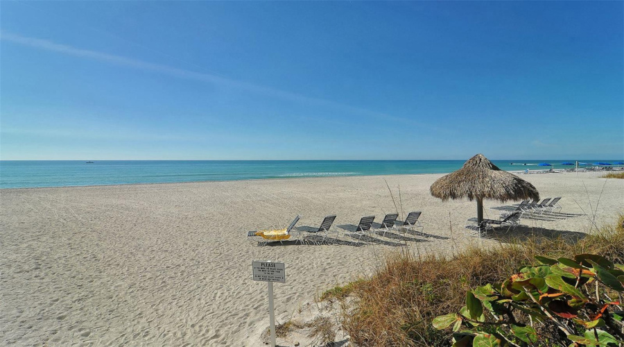Longboat Key, Florida 34228, 2 Bedroom Bedrooms, ,2 Bathroombathrooms,Residential,For Sale,Gulf Of Mexico,0,Mfra4702400