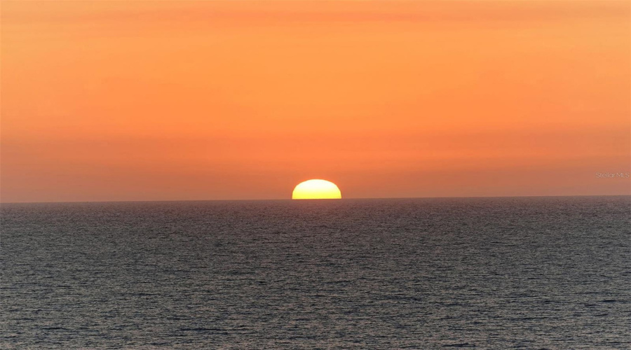Longboat Key, Florida 34228, 2 Bedroom Bedrooms, ,2 Bathroombathrooms,Residential,For Sale,Gulf Of Mexico,0,Mfra4702400
