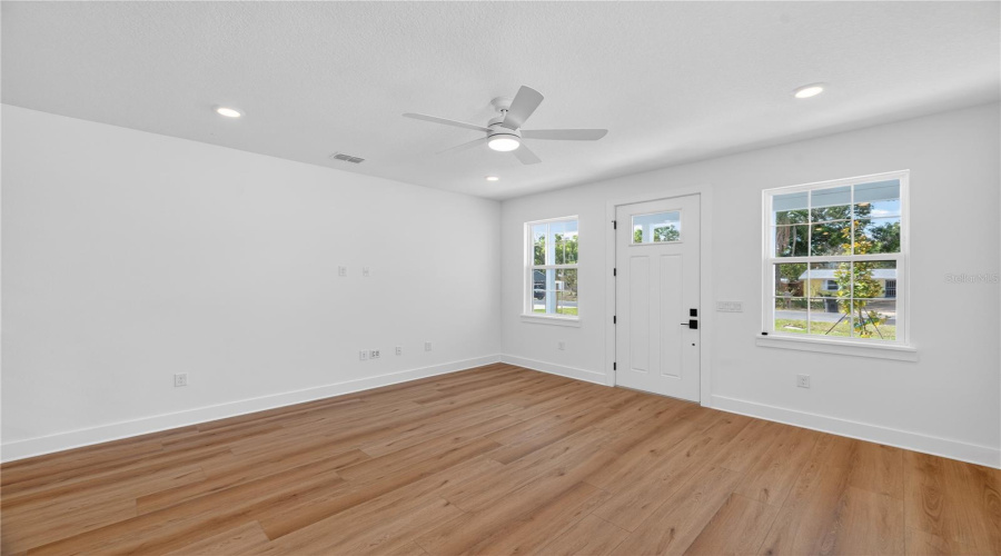 St Petersburg, Florida 33714, 4 Bedroom Bedrooms, ,2 Bathroombathrooms,Residential,For Sale,56Th,0,Mfrw7885607
