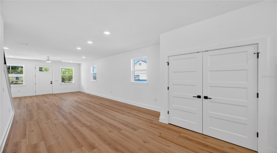 St Petersburg, Florida 33714, 4 Bedroom Bedrooms, ,2 Bathroombathrooms,Residential,For Sale,56Th,0,Mfrw7885607