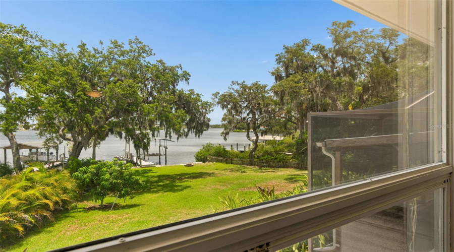 Tarpon Springs, Florida 34689, 4 Bedroom Bedrooms, ,2 Bathroombathrooms,Residential,For Sale,Bayshore,0,Mfrtb8540475