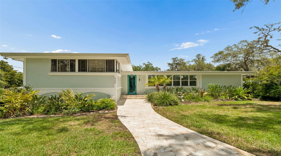 Tarpon Springs, Florida 34689, 4 Bedroom Bedrooms, ,2 Bathroombathrooms,Residential,For Sale,Bayshore,0,Mfrtb8540475