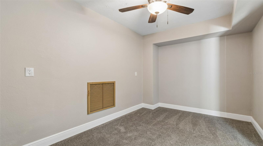 Tarpon Springs, Florida 34689, 4 Bedroom Bedrooms, ,2 Bathroombathrooms,Residential,For Sale,Bayshore,0,Mfrtb8540475