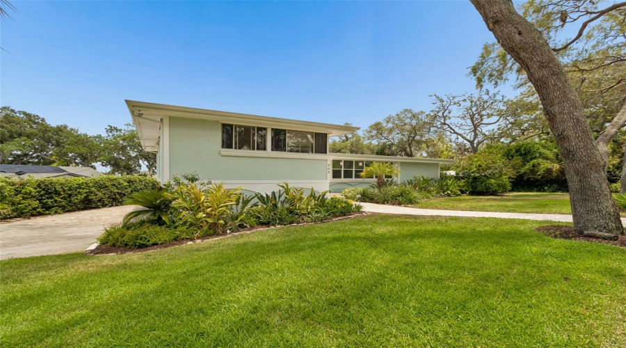 Tarpon Springs, Florida 34689, 4 Bedroom Bedrooms, ,2 Bathroombathrooms,Residential,For Sale,Bayshore,0,Mfrtb8540475