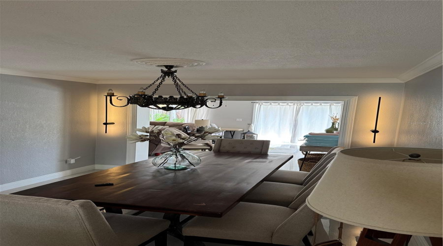 Miami Lakes, Florida 33014, 4 Bedroom Bedrooms, ,2 Bathroombathrooms,Residential,For Sale,Palmetto Palm,0,Mfrgc541672