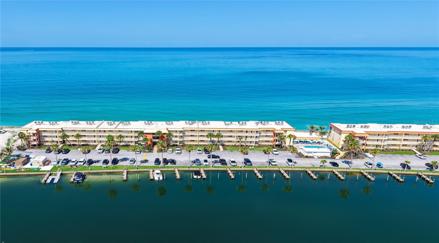 Sarasota, Florida 34242, 1 Bedroom Bedrooms, ,1 Bathroombathrooms,Residential,For Sale,Blind Pass,0,Mfra4699697