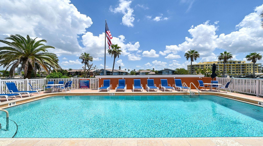 Sarasota, Florida 34242, 1 Bedroom Bedrooms, ,1 Bathroombathrooms,Residential,For Sale,Blind Pass,0,Mfra4699697