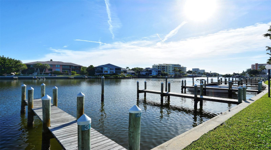 Sarasota, Florida 34242, 1 Bedroom Bedrooms, ,1 Bathroombathrooms,Residential,For Sale,Blind Pass,0,Mfra4699697