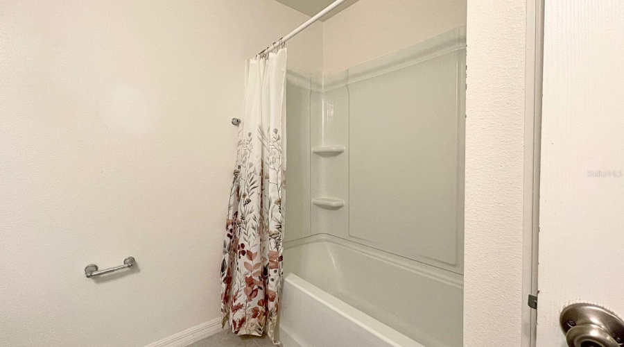 Clermont, Florida 34714, 4 Bedroom Bedrooms, ,2 Bathroombathrooms,Residential,For Sale,Winding Preserve,0,Mfrs5151911