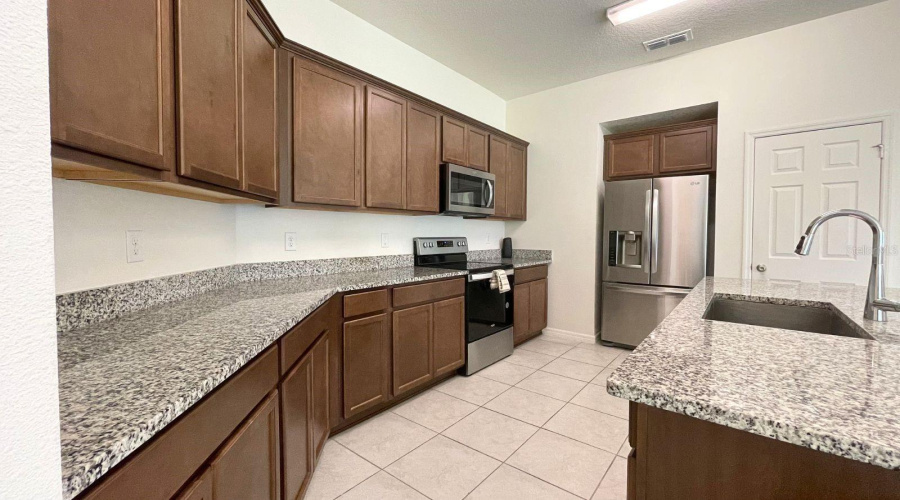Clermont, Florida 34714, 4 Bedroom Bedrooms, ,2 Bathroombathrooms,Residential,For Sale,Winding Preserve,0,Mfrs5151911