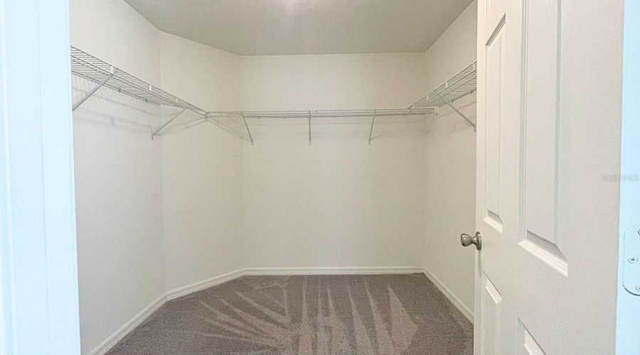 Clermont, Florida 34714, 4 Bedroom Bedrooms, ,2 Bathroombathrooms,Residential,For Sale,Winding Preserve,0,Mfrs5151911