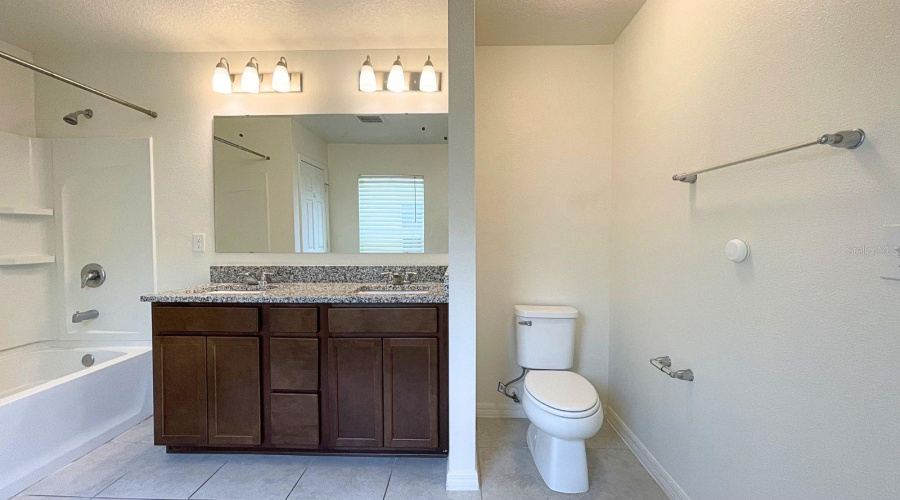Clermont, Florida 34714, 4 Bedroom Bedrooms, ,2 Bathroombathrooms,Residential,For Sale,Winding Preserve,0,Mfrs5151911