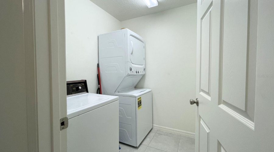 Clermont, Florida 34714, 4 Bedroom Bedrooms, ,2 Bathroombathrooms,Residential,For Sale,Winding Preserve,0,Mfrs5151911