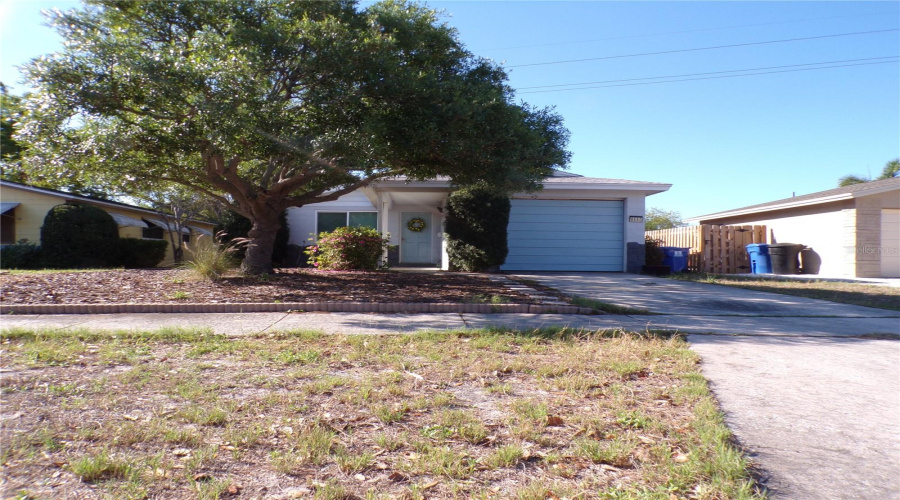 St Petersburg, Florida 33707, 3 Bedroom Bedrooms, ,1 Bathroombathrooms,Residential,For Sale,3Rd,0,Mfrtb8488997