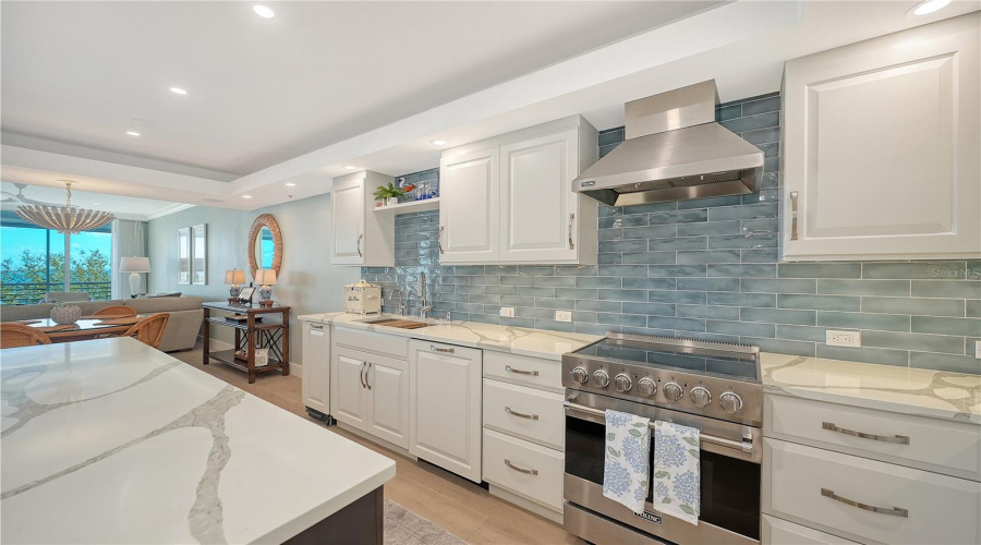 Longboat Key, Florida 34228, 3 Bedroom Bedrooms, ,3 Bathroombathrooms,Residential,For Sale,Harbourside,0,Mfra4685398