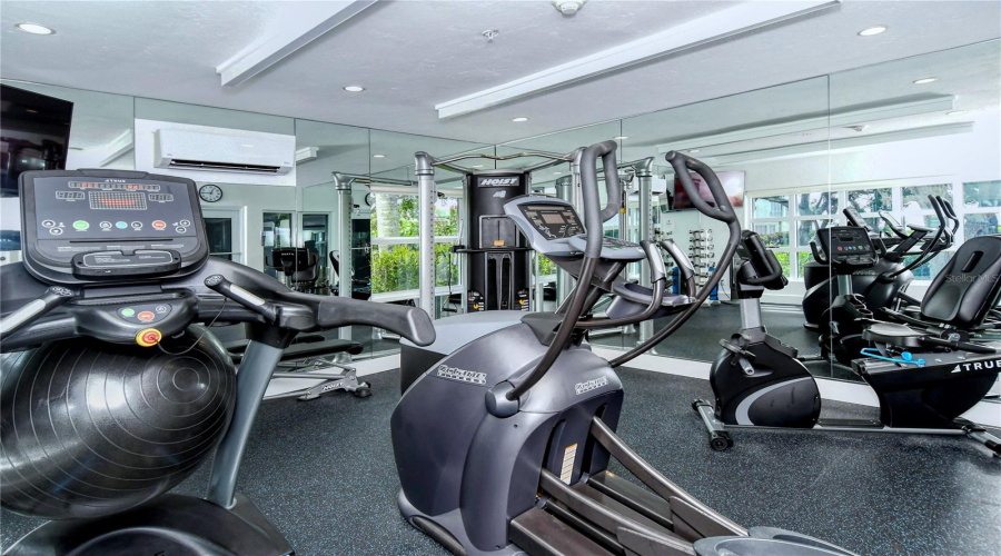 Longboat Key, Florida 34228, 3 Bedroom Bedrooms, ,3 Bathroombathrooms,Residential,For Sale,Harbourside,0,Mfra4685398