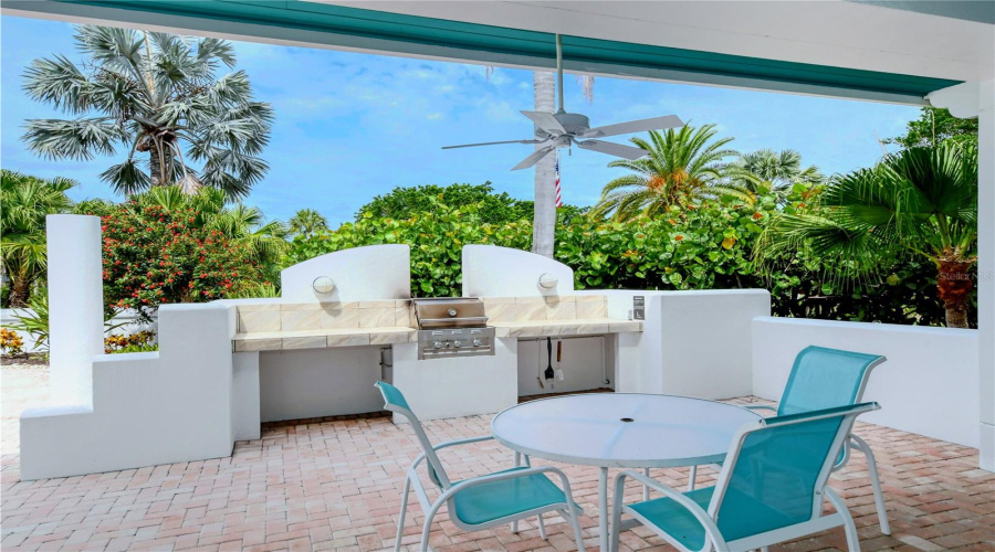 Longboat Key, Florida 34228, 3 Bedroom Bedrooms, ,3 Bathroombathrooms,Residential,For Sale,Harbourside,0,Mfra4685398