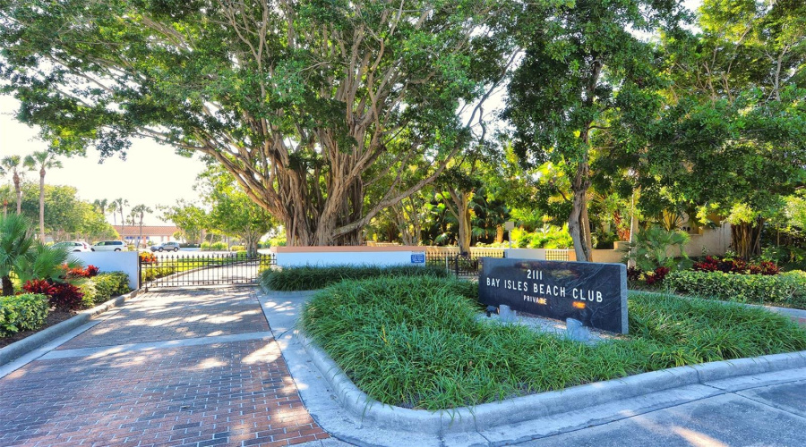 Longboat Key, Florida 34228, 3 Bedroom Bedrooms, ,3 Bathroombathrooms,Residential,For Sale,Harbourside,0,Mfra4685398