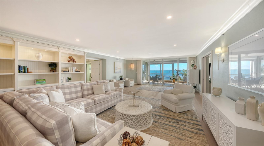 Longboat Key, Florida 34228, 3 Bedroom Bedrooms, ,3 Bathroombathrooms,Residential,For Sale,Harbourside,0,Mfra4685398