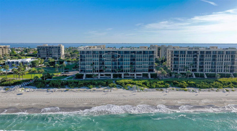 Longboat Key, Florida 34228, 2 Bedroom Bedrooms, ,2 Bathroombathrooms,Residential,For Sale,Gulf Of Mexico,0,Mfra4663883