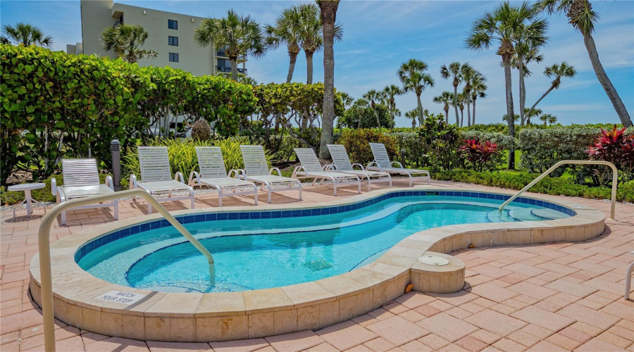 Longboat Key, Florida 34228, 2 Bedroom Bedrooms, ,2 Bathroombathrooms,Residential,For Sale,Gulf Of Mexico,0,Mfra4663883