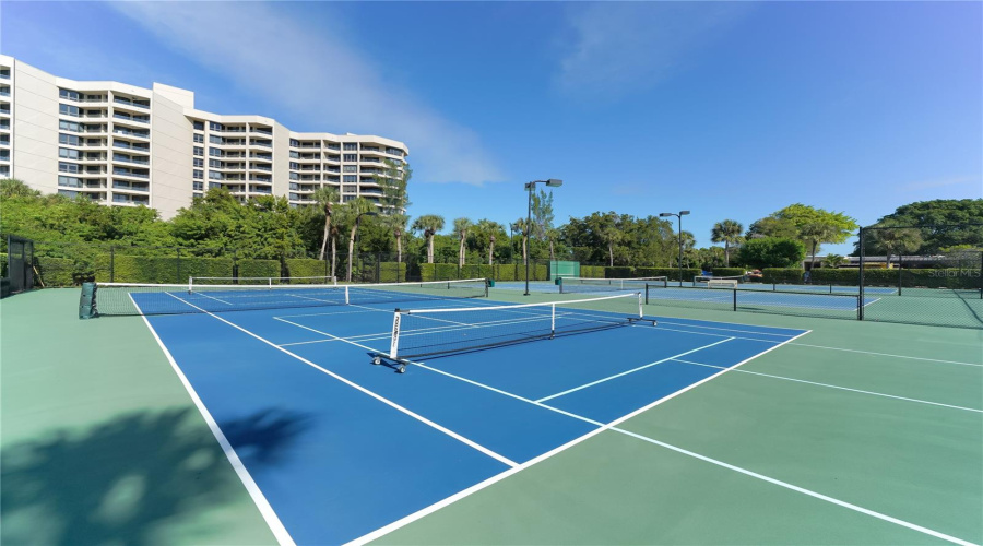 Longboat Key, Florida 34228, 2 Bedroom Bedrooms, ,2 Bathroombathrooms,Residential,For Sale,Gulf Of Mexico,0,Mfra4663883