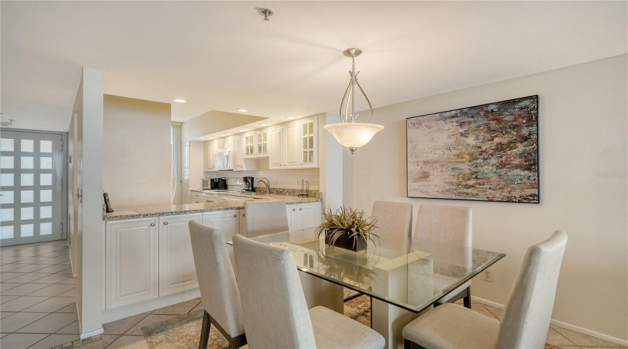 Longboat Key, Florida 34228, 2 Bedroom Bedrooms, ,2 Bathroombathrooms,Residential,For Sale,Gulf Of Mexico,0,Mfra4663883