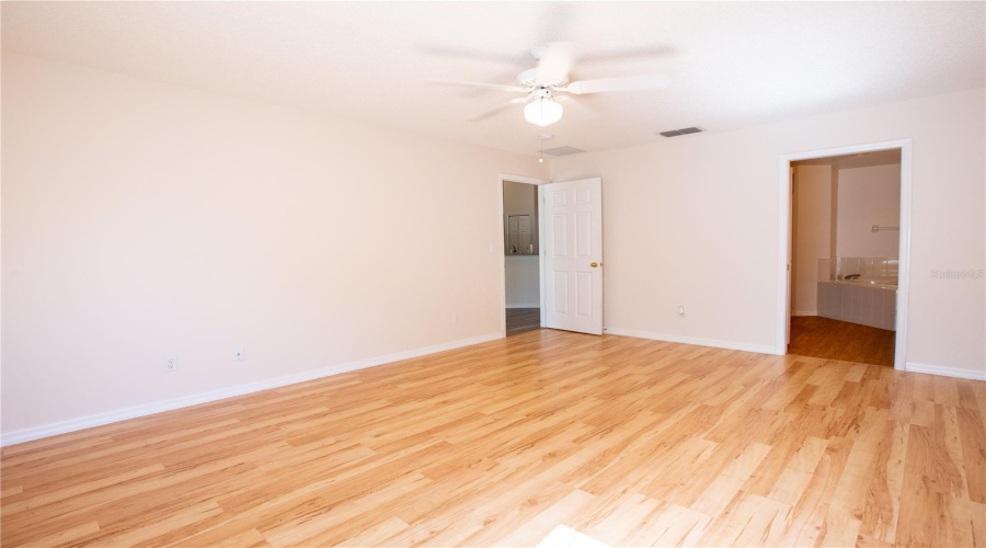 Groveland, Florida 34736, 3 Bedroom Bedrooms, ,2 Bathroombathrooms,Residential,For Sale,Timber Run,0,Mfrg5115317
