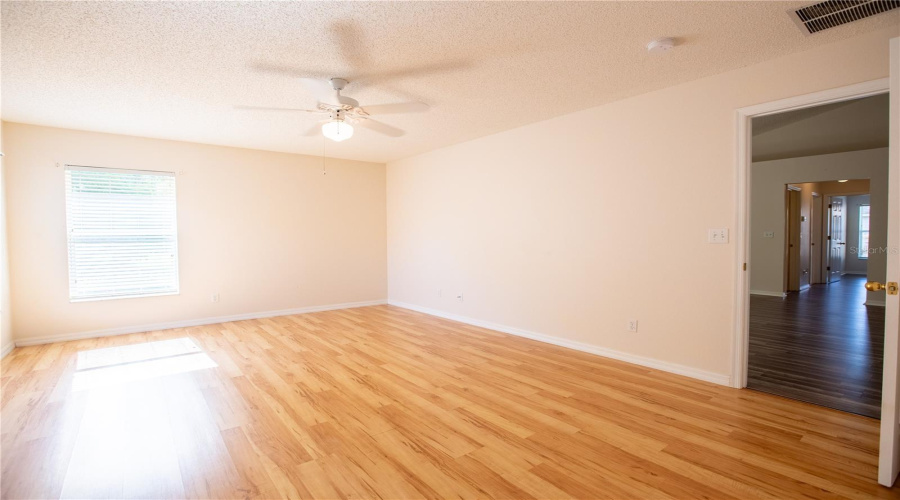 Groveland, Florida 34736, 3 Bedroom Bedrooms, ,2 Bathroombathrooms,Residential,For Sale,Timber Run,0,Mfrg5115317