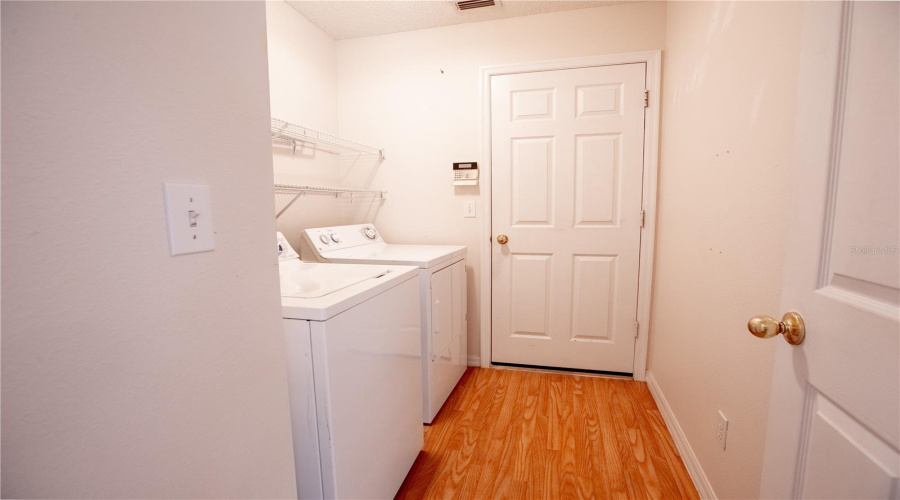 Groveland, Florida 34736, 3 Bedroom Bedrooms, ,2 Bathroombathrooms,Residential,For Sale,Timber Run,0,Mfrg5115317