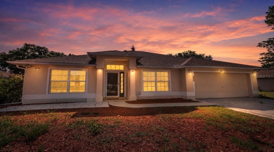 Groveland, Florida 34736, 3 Bedroom Bedrooms, ,2 Bathroombathrooms,Residential,For Sale,Timber Run,0,Mfrg5115317