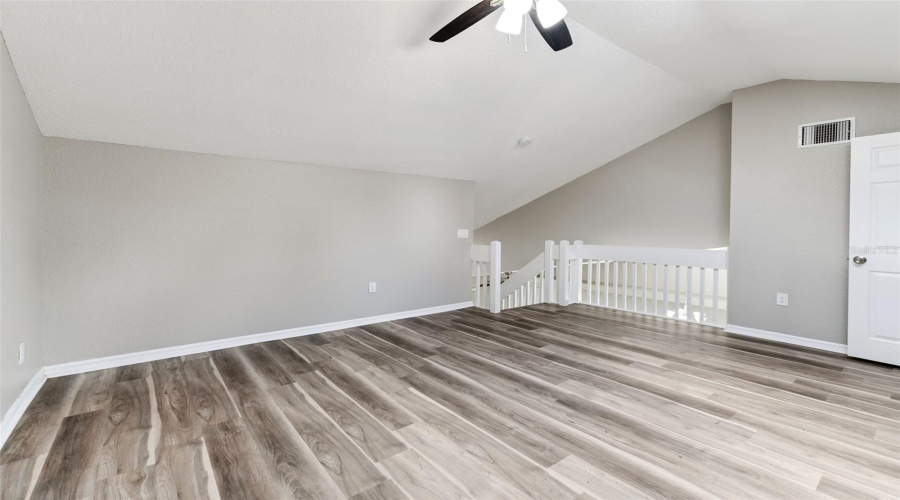 Lakeland, Florida 33810, 2 Bedroom Bedrooms, ,2 Bathroombathrooms,Residential,For Sale,Shirley,0,Mfro6436524
