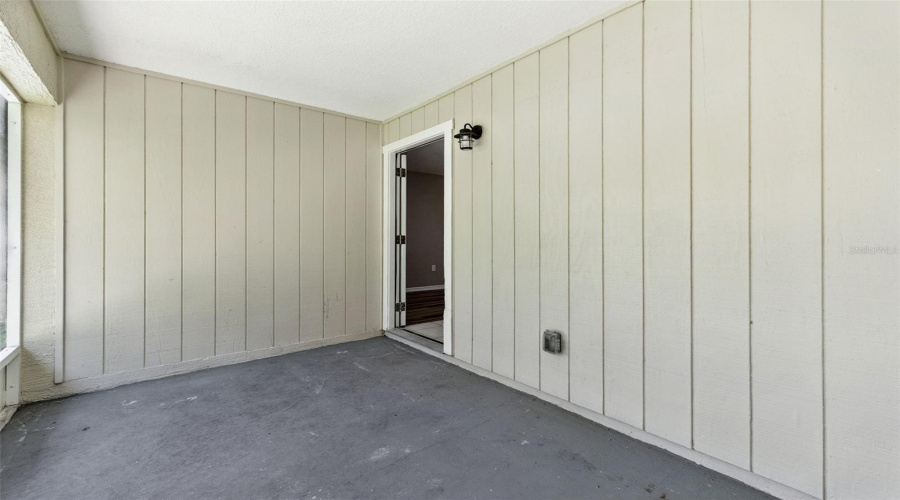 Lakeland, Florida 33810, 2 Bedroom Bedrooms, ,2 Bathroombathrooms,Residential,For Sale,Shirley,0,Mfro6436524