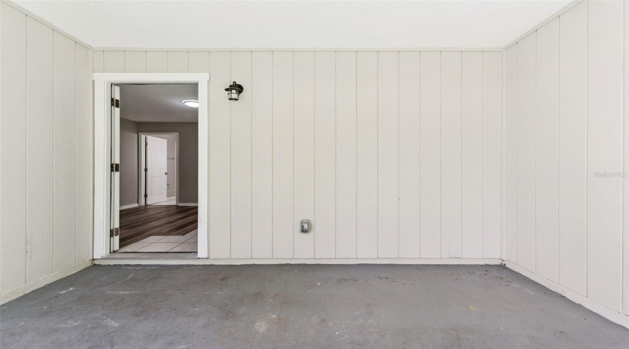 Lakeland, Florida 33810, 2 Bedroom Bedrooms, ,2 Bathroombathrooms,Residential,For Sale,Shirley,0,Mfro6436524