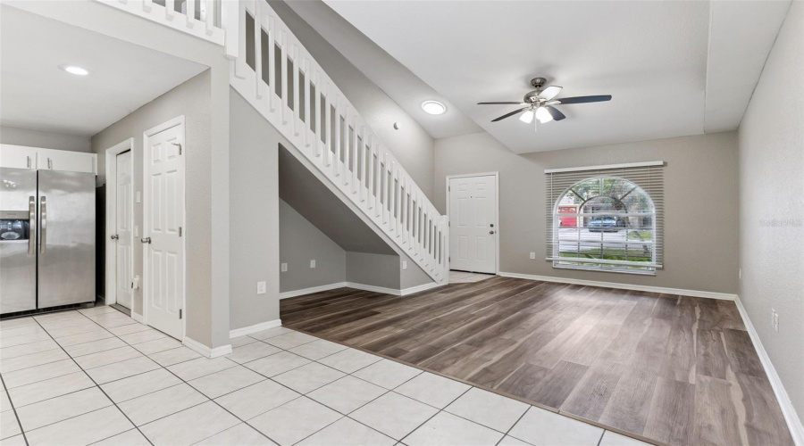 Lakeland, Florida 33810, 2 Bedroom Bedrooms, ,2 Bathroombathrooms,Residential,For Sale,Shirley,0,Mfro6436524