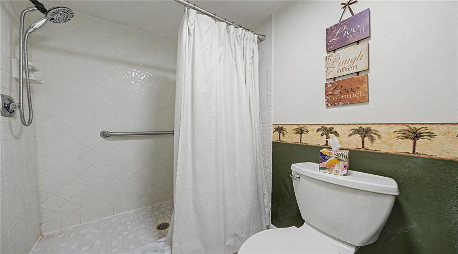 Tarpon Springs, Florida 34689, 2 Bedroom Bedrooms, ,2 Bathroombathrooms,Residential,For Sale,Palm,0,Mfrtb8525549