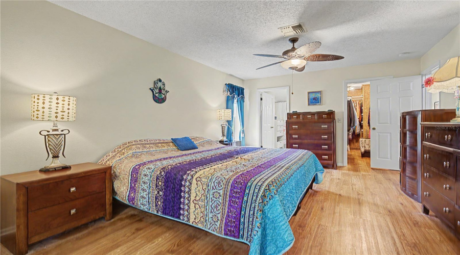 Tarpon Springs, Florida 34689, 2 Bedroom Bedrooms, ,2 Bathroombathrooms,Residential,For Sale,Palm,0,Mfrtb8525549