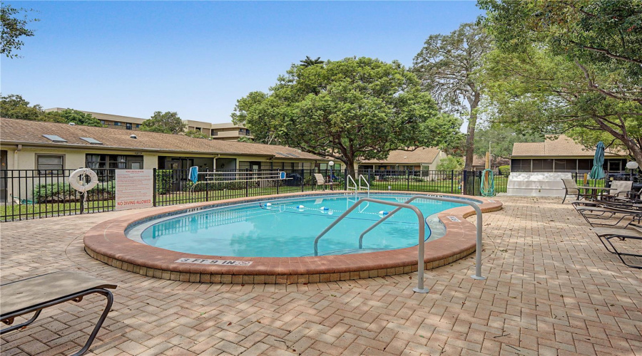Tarpon Springs, Florida 34689, 2 Bedroom Bedrooms, ,2 Bathroombathrooms,Residential,For Sale,Palm,0,Mfrtb8525549