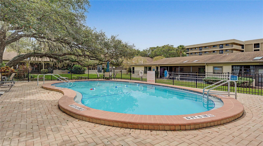 Tarpon Springs, Florida 34689, 2 Bedroom Bedrooms, ,2 Bathroombathrooms,Residential,For Sale,Palm,0,Mfrtb8525549