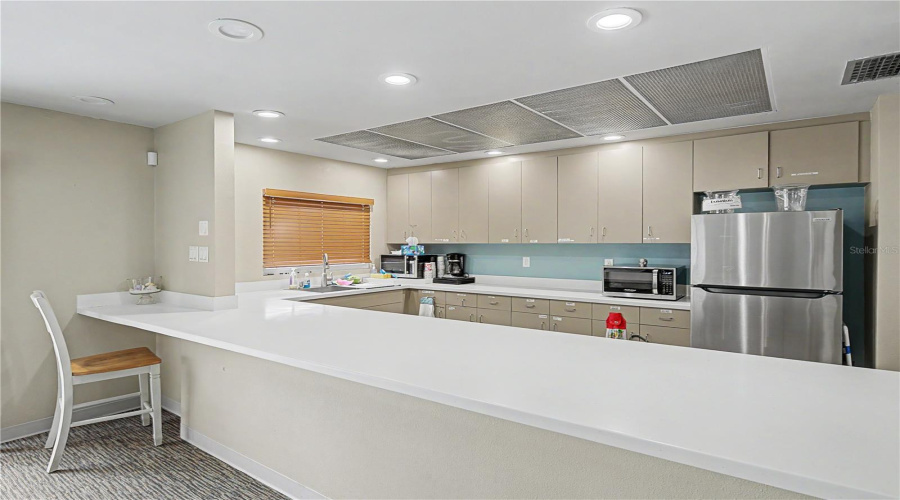 Tarpon Springs, Florida 34689, 2 Bedroom Bedrooms, ,2 Bathroombathrooms,Residential,For Sale,Palm,0,Mfrtb8525549