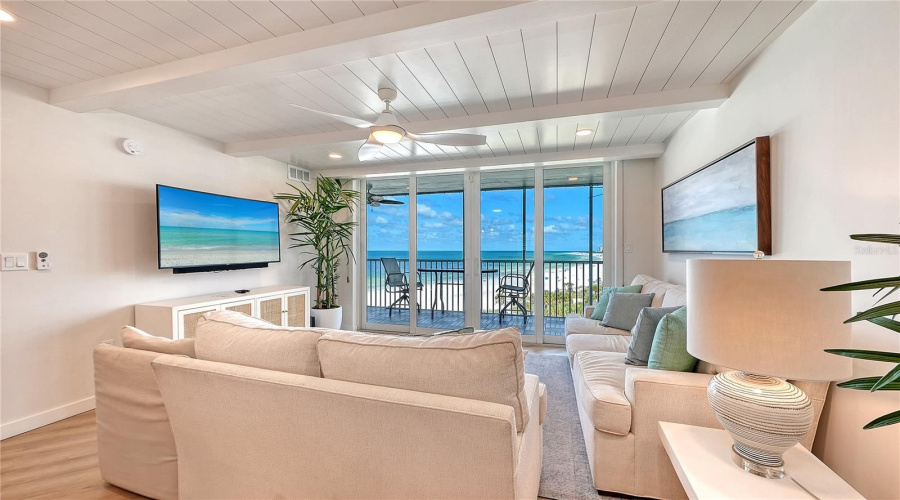 Sarasota, Florida 34242, 2 Bedroom Bedrooms, ,2 Bathroombathrooms,Residential,For Sale,Midnight Pass,0,Mfra4703664