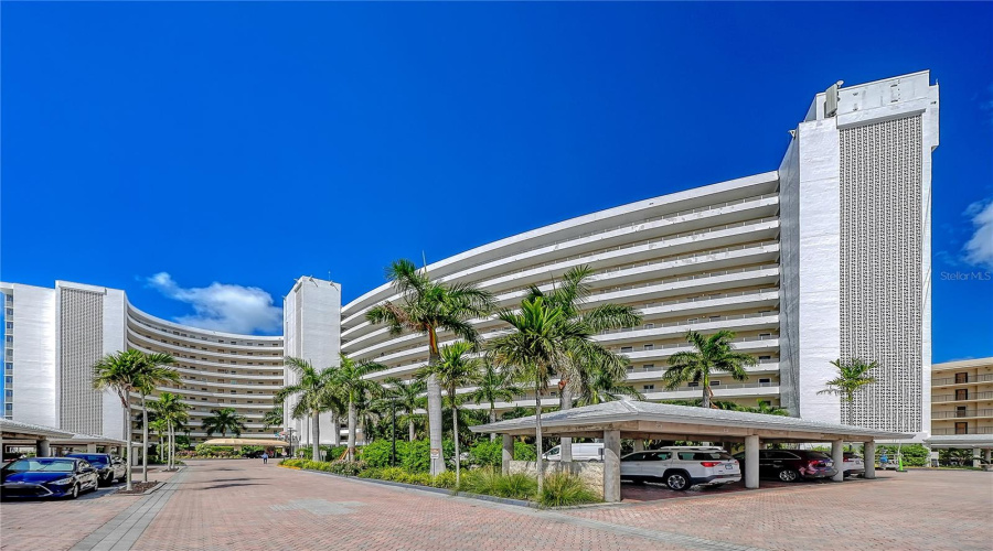 Sarasota, Florida 34242, 2 Bedroom Bedrooms, ,2 Bathroombathrooms,Residential,For Sale,Midnight Pass,0,Mfra4703664